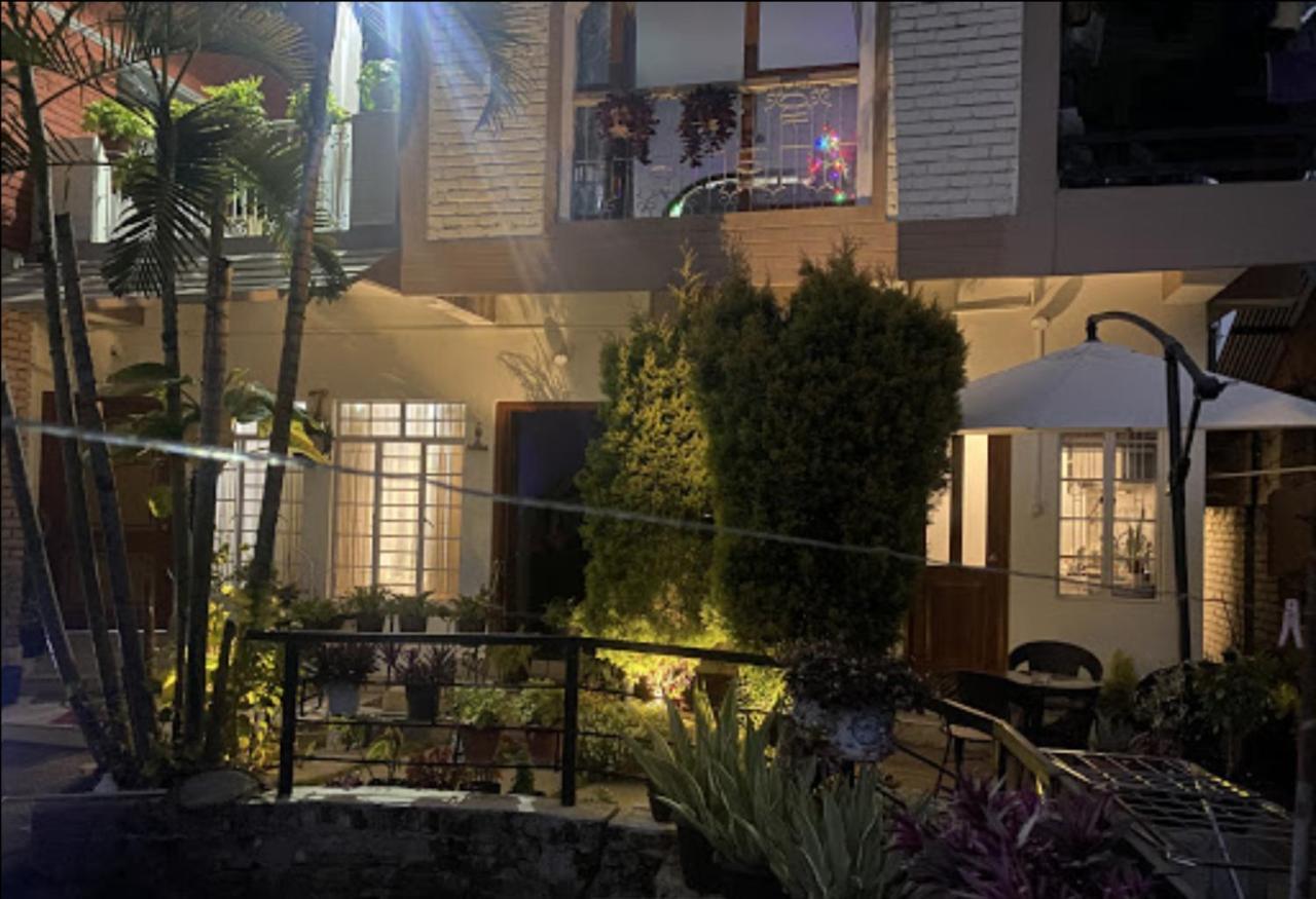 Ferienwohnung Magen Imphal Exterior foto